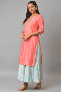 Peach Geometric Embroidered Zari Straight Shantung Kurta