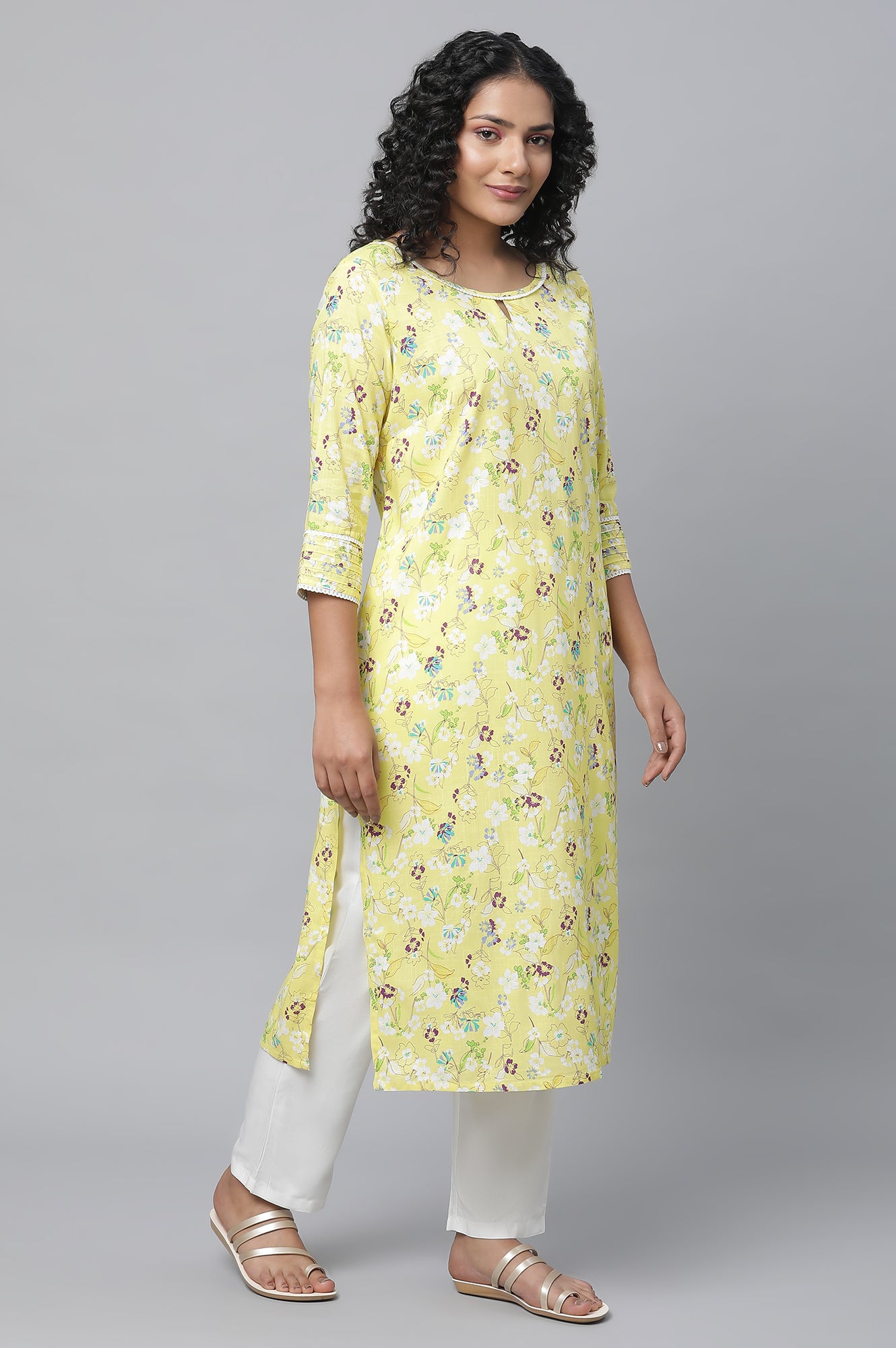 Yellow Floral Printed Casual kurta