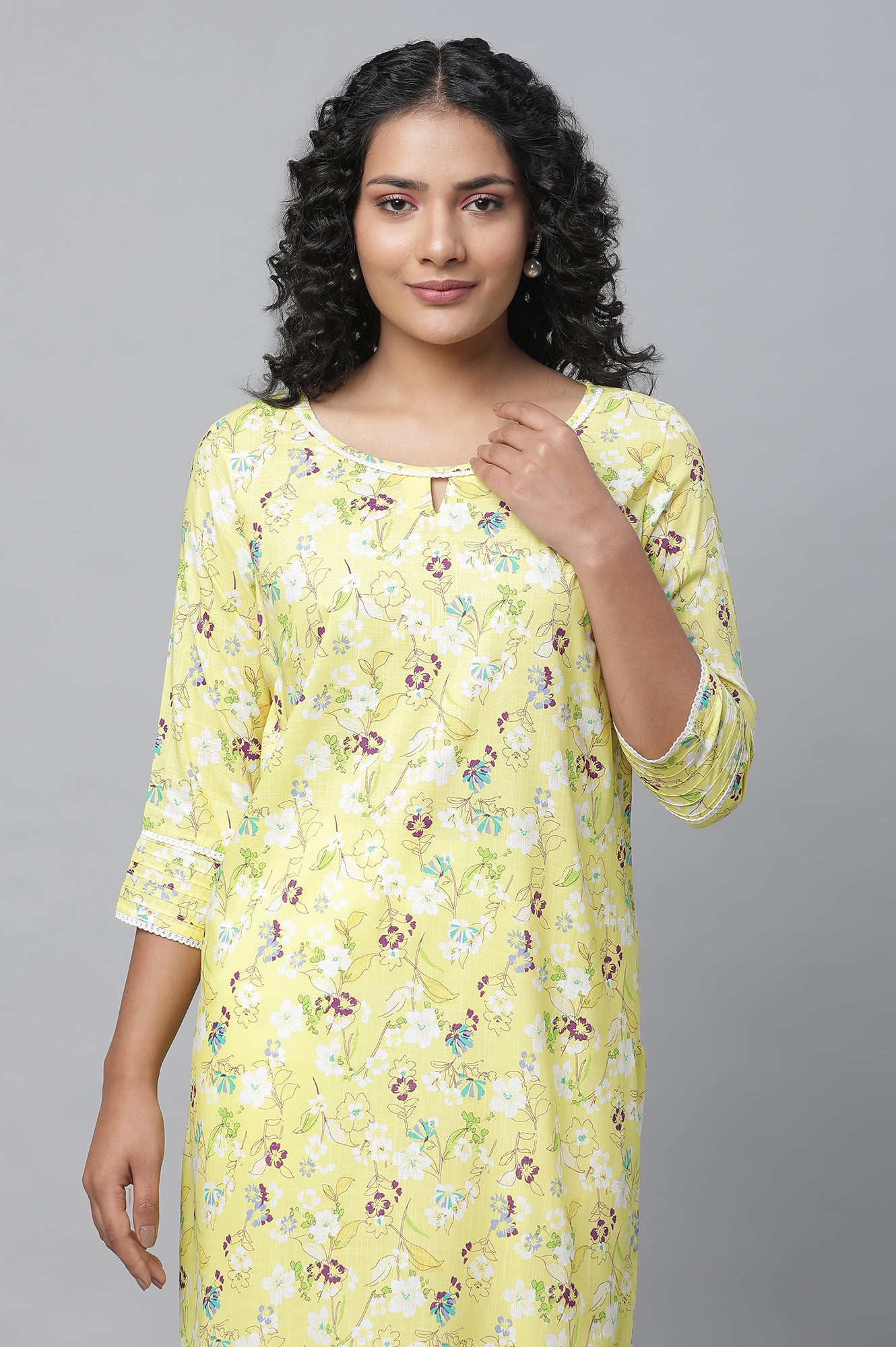 Yellow Floral Printed Casual kurta