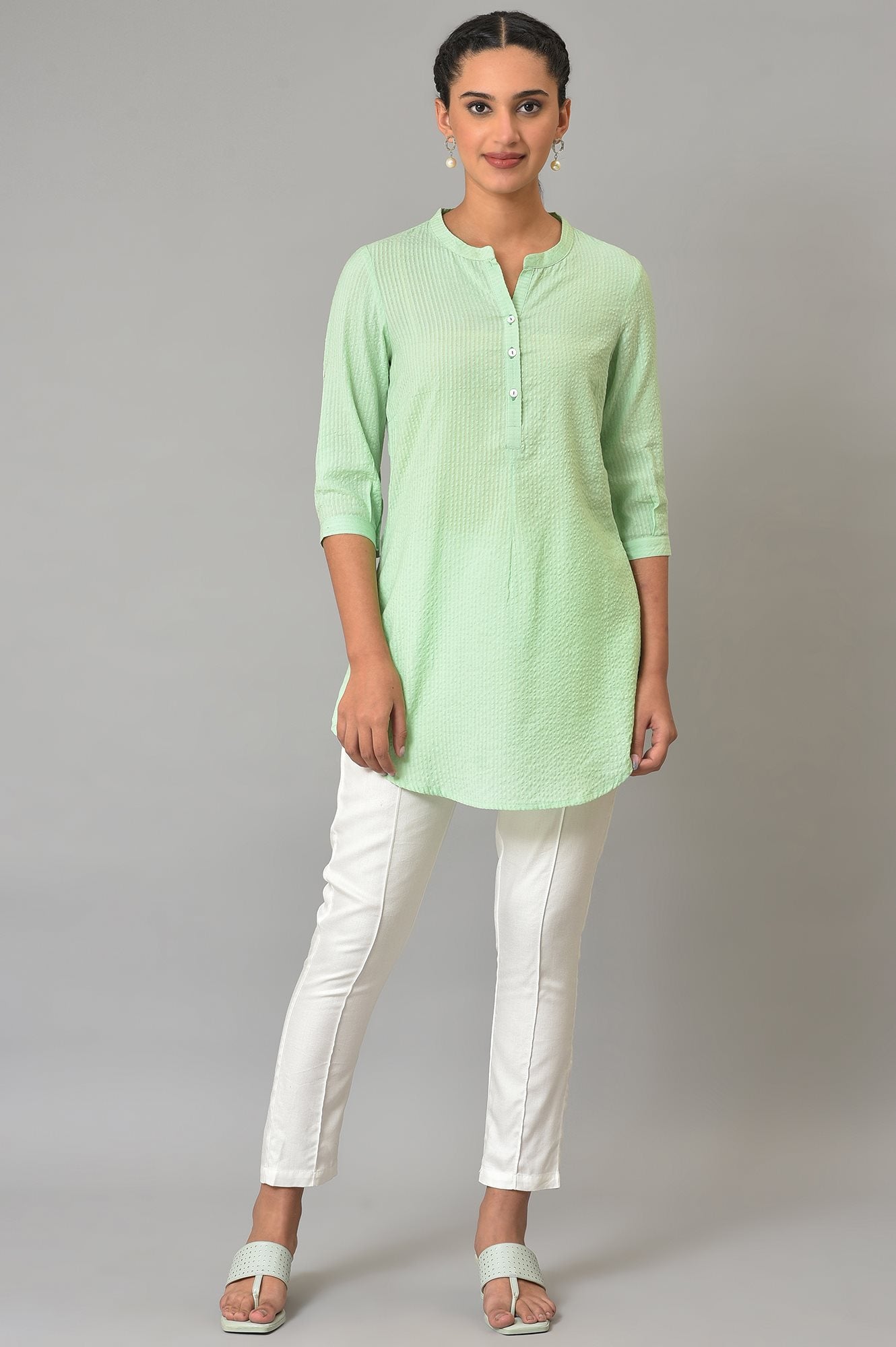 Green Sheer Sucker Mandarin Collar kurta