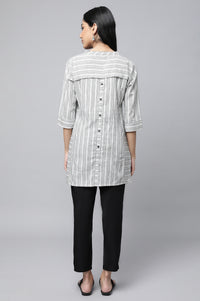 White Striped Collar Band With V-Slit kurta