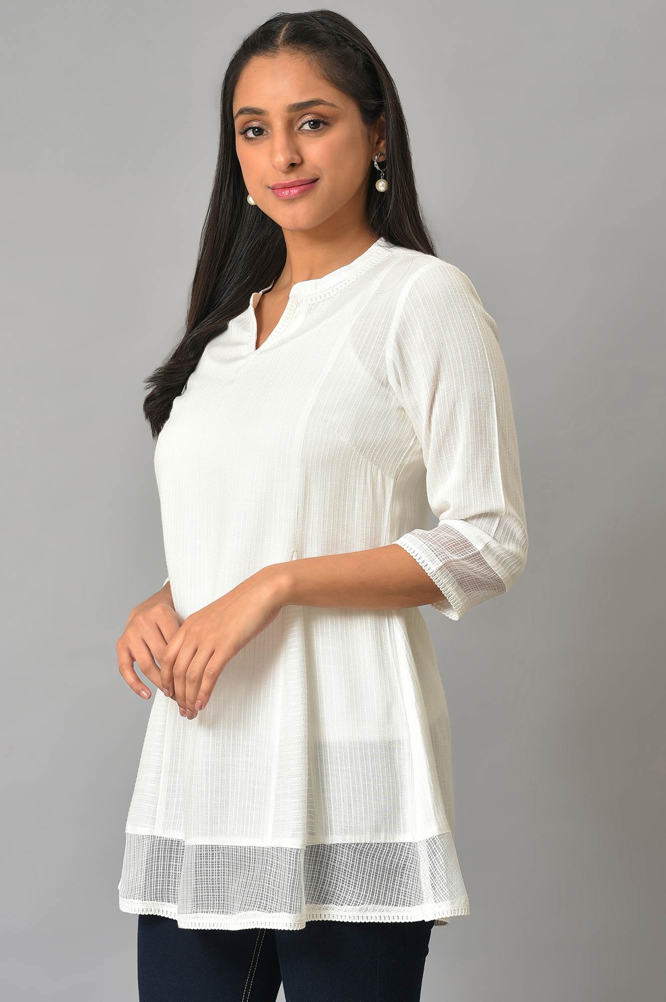 White Rayon Texutured kurta