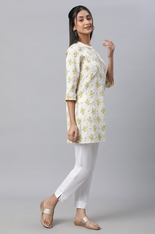 Beige Floral Printed Textured kurta