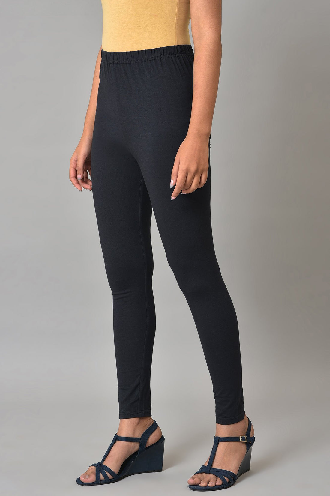 Elleven Women&