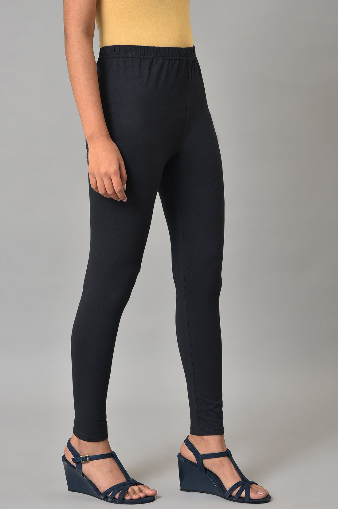 Elleven Women&
