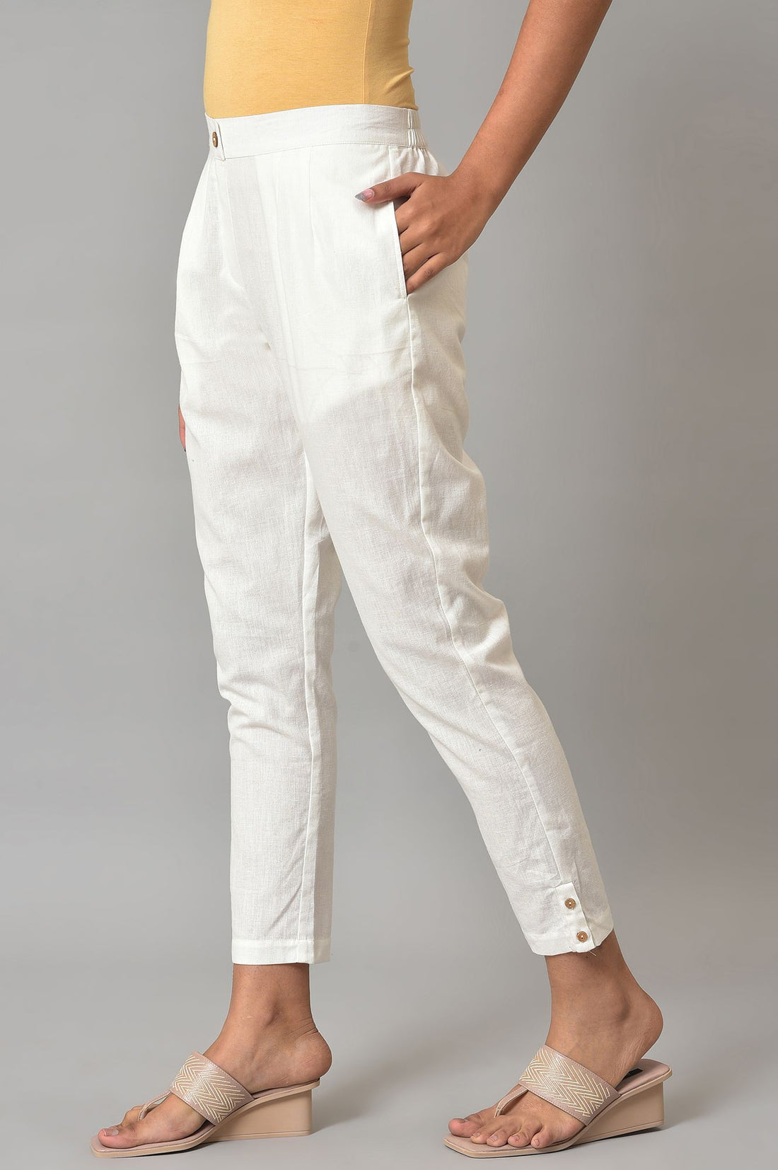 White Solid Pleated Straight Cotton Trouser