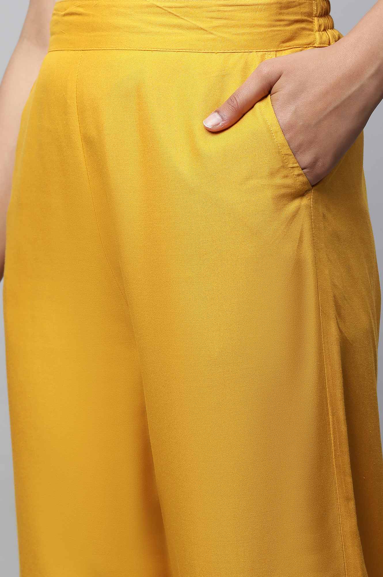 Yellow Narrow Palazzo With Pleats