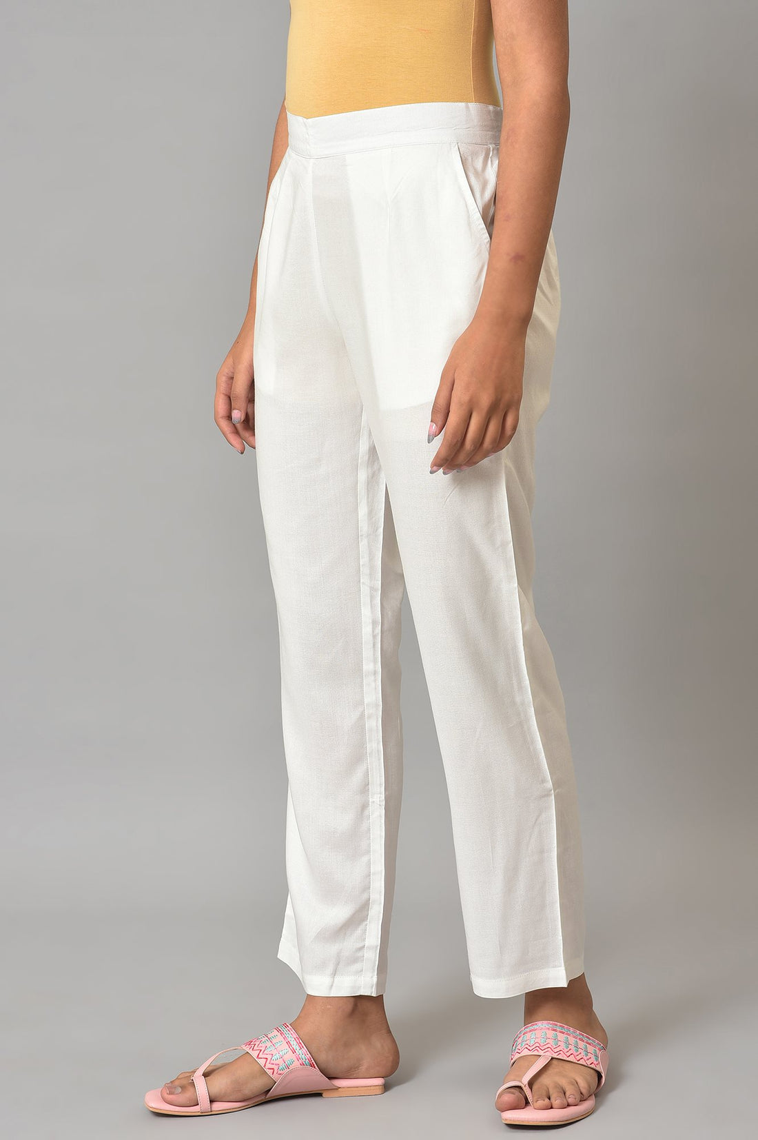 White Solid Plus Size Palazzo Pants