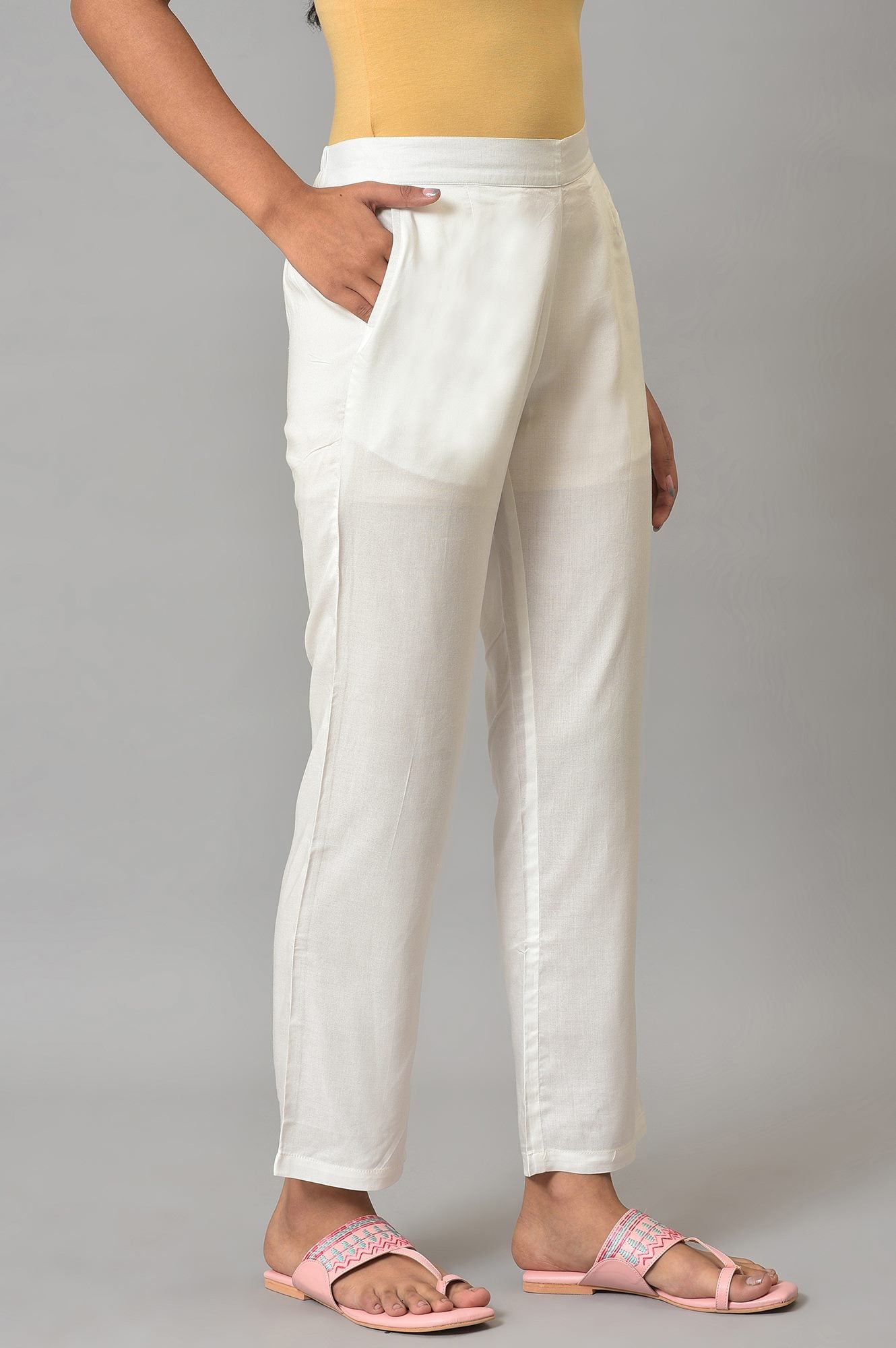 White Solid Plus Size Palazzo Pants