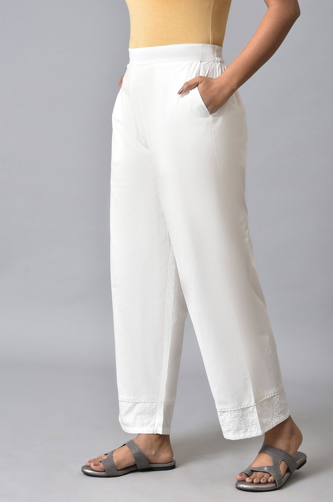 White Plus Size Cotton Narrow Palazo
