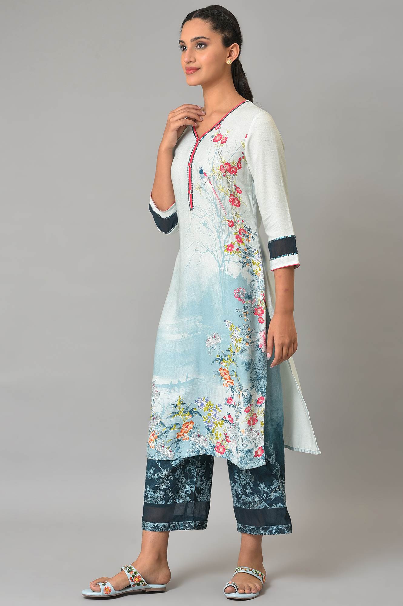 Blue Floral Printed kurta Set