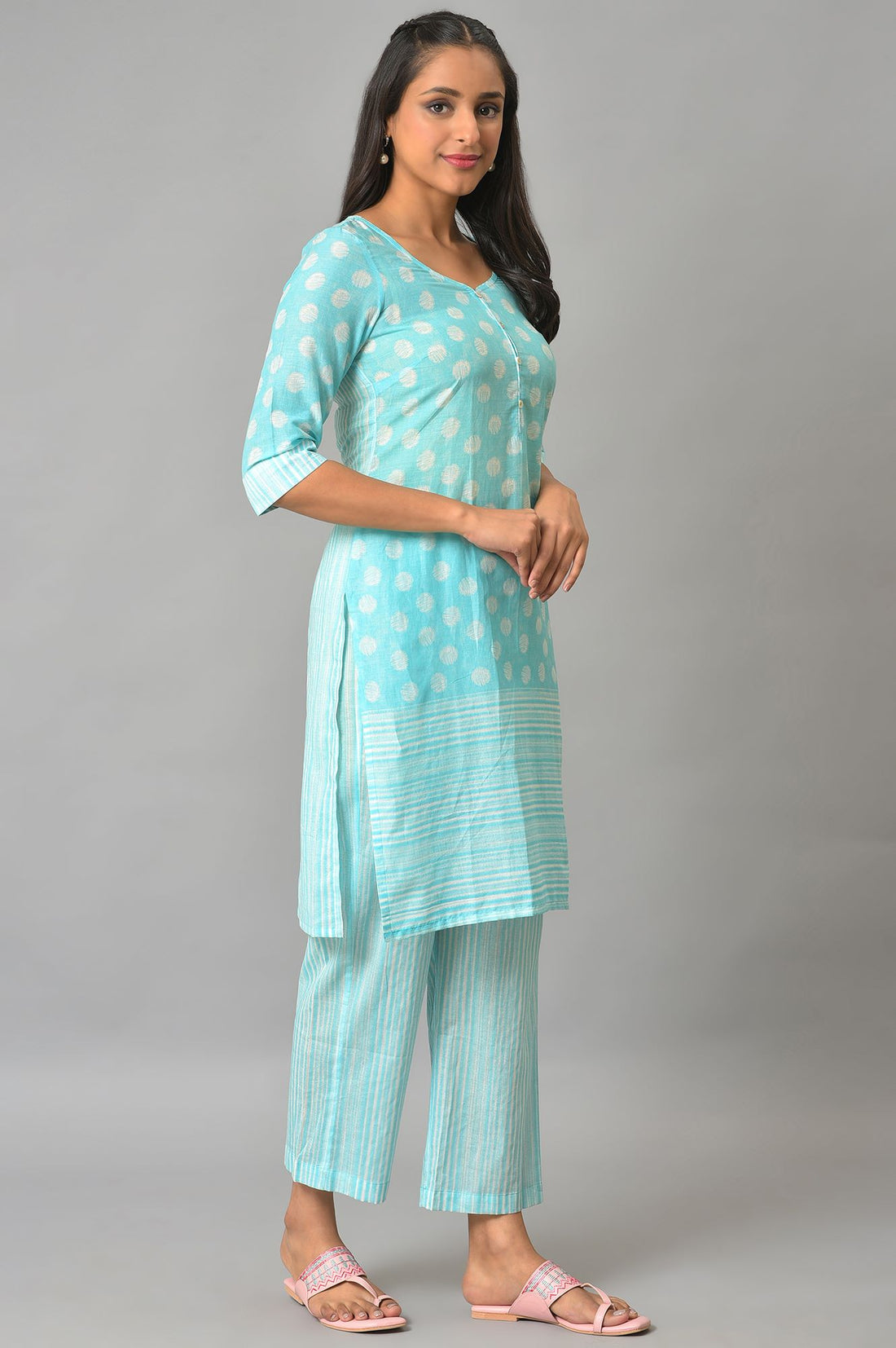 Blue Polka Dots Printed Cotton kurta With Narrow Palaza