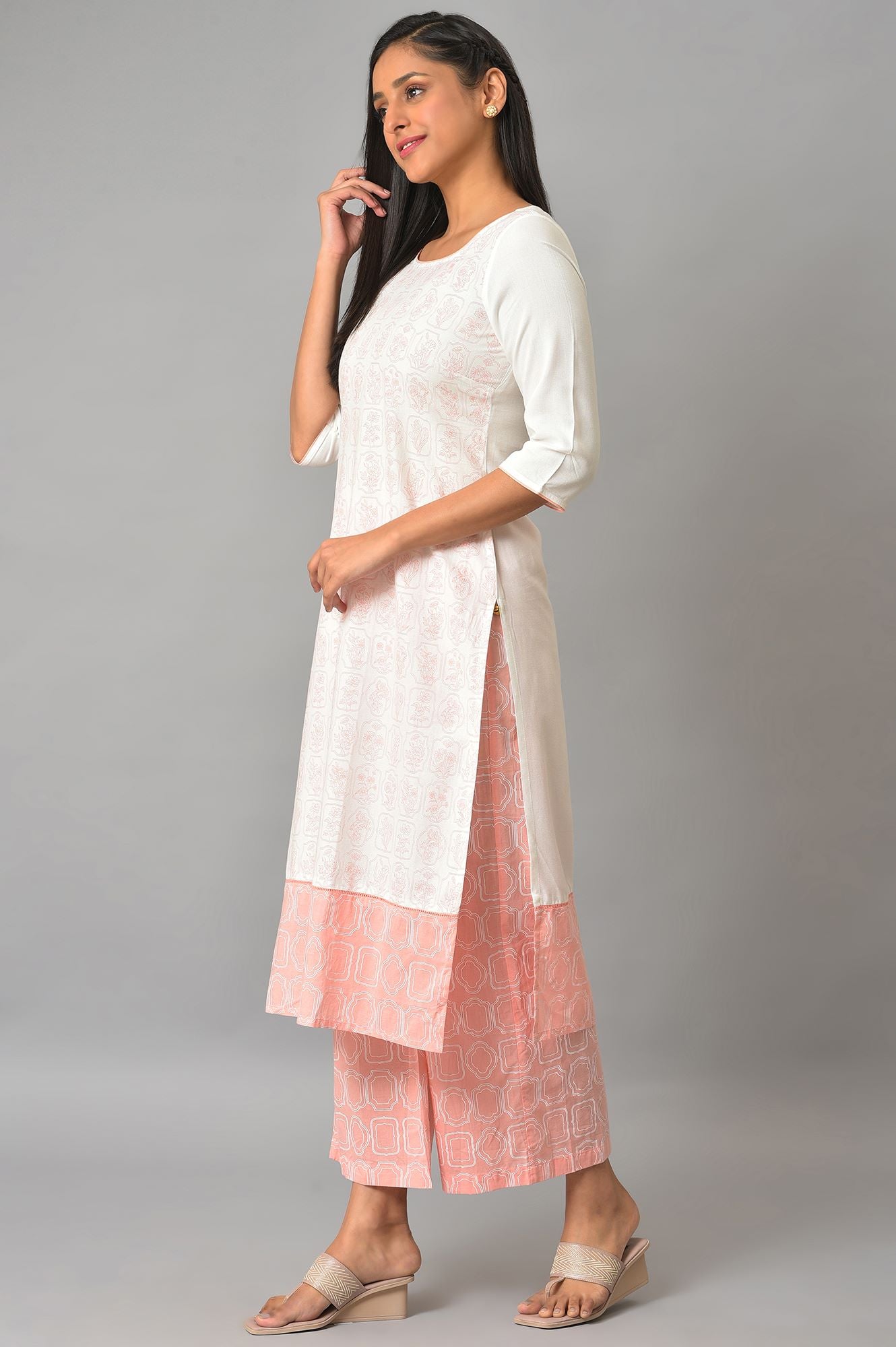 Off-White Floral Printed kurta With Coral Palazzo