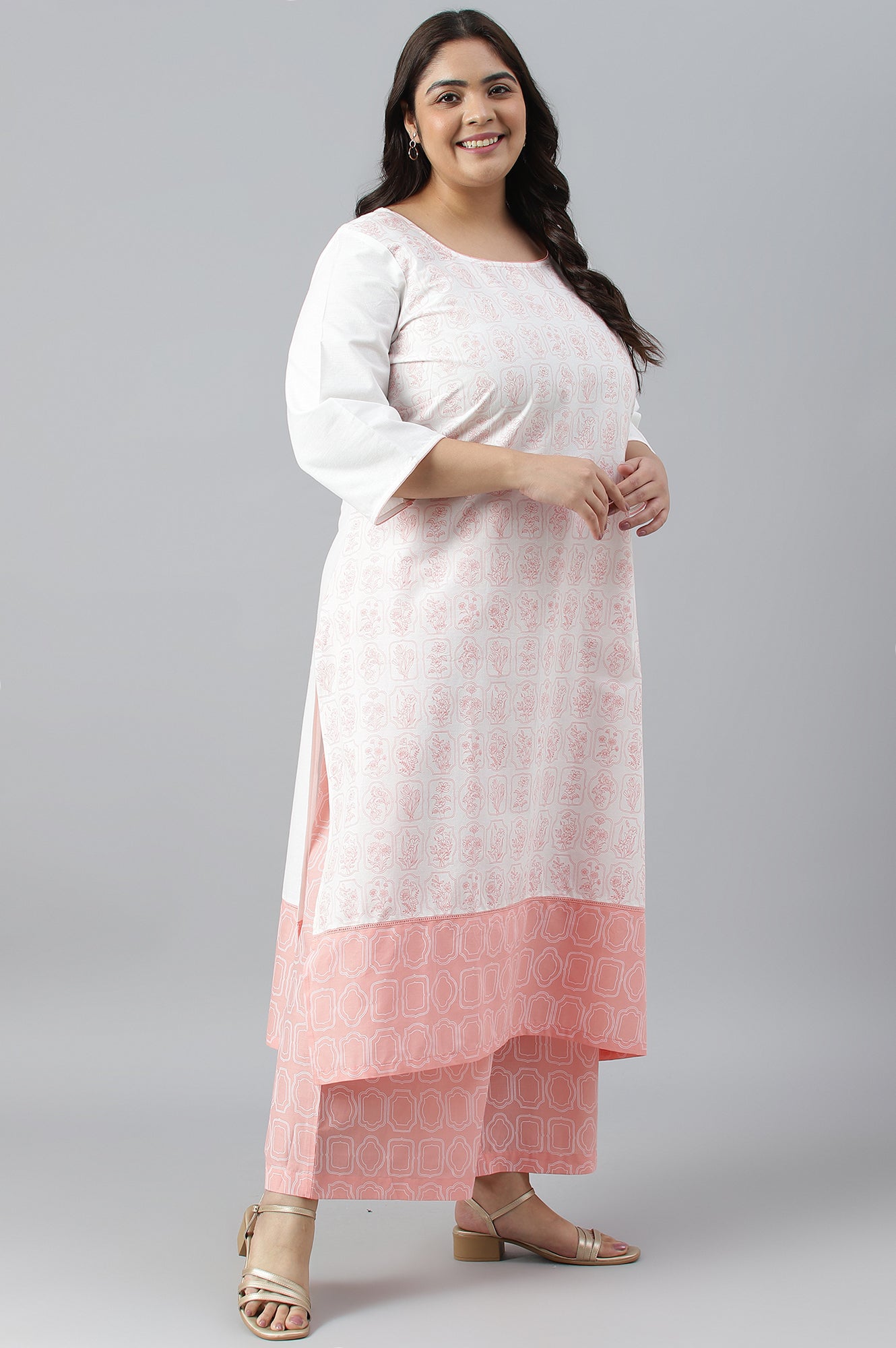 Plus Size Off-White Floral Printed kurta With Coral Palazzo