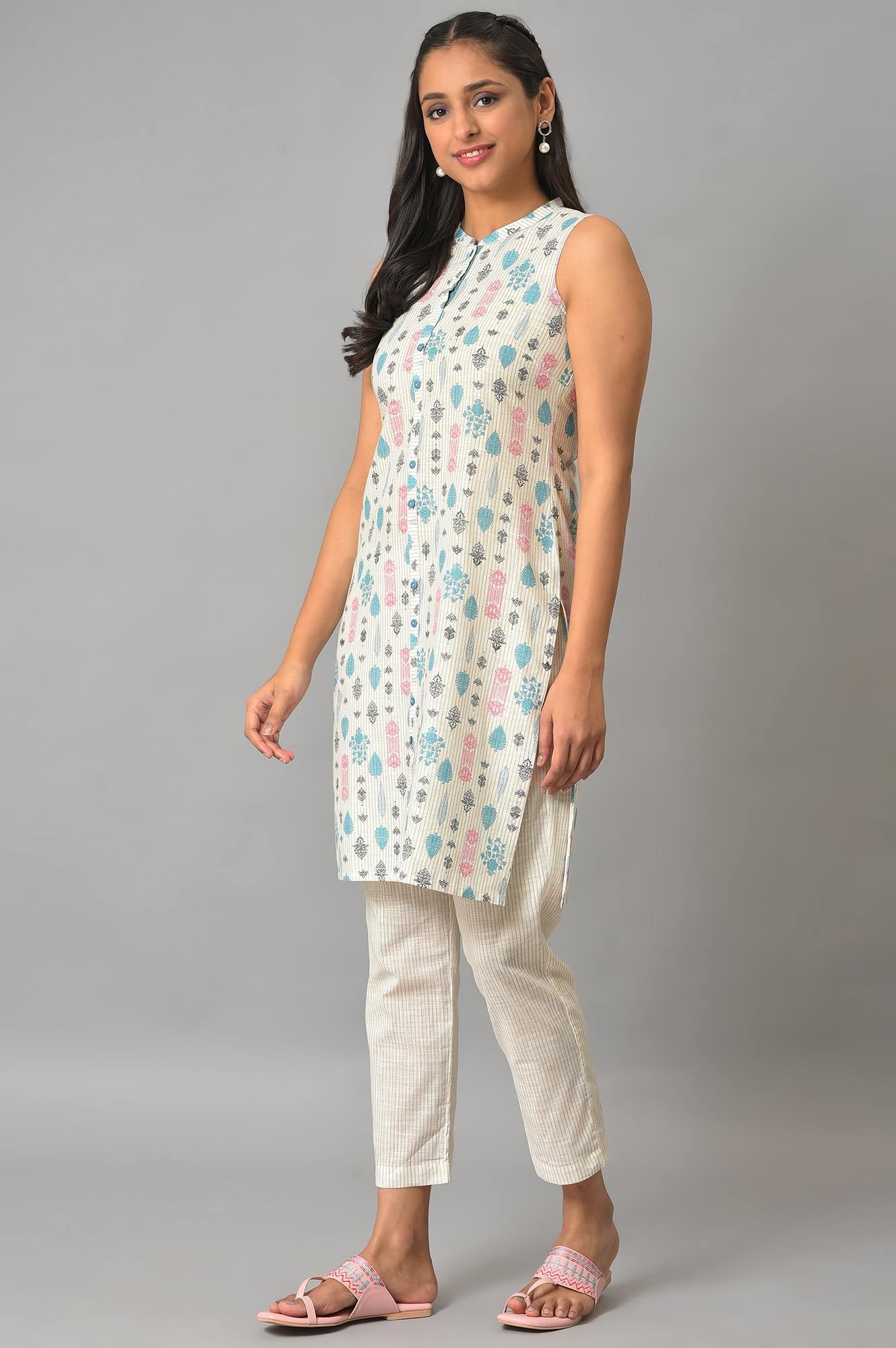 Off-White Floral Printed kurta With Trousers