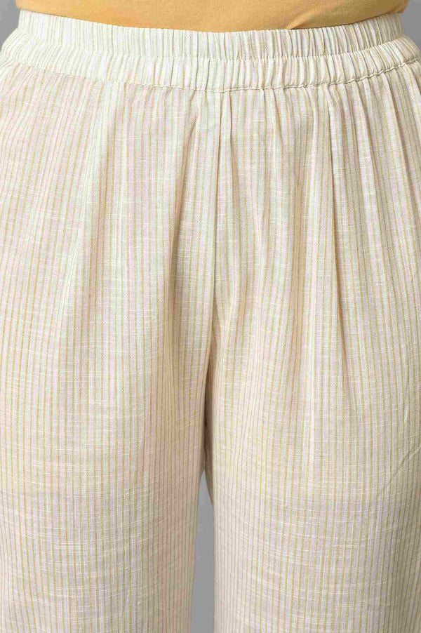 Off-White Floral Printed kurta With Trousers