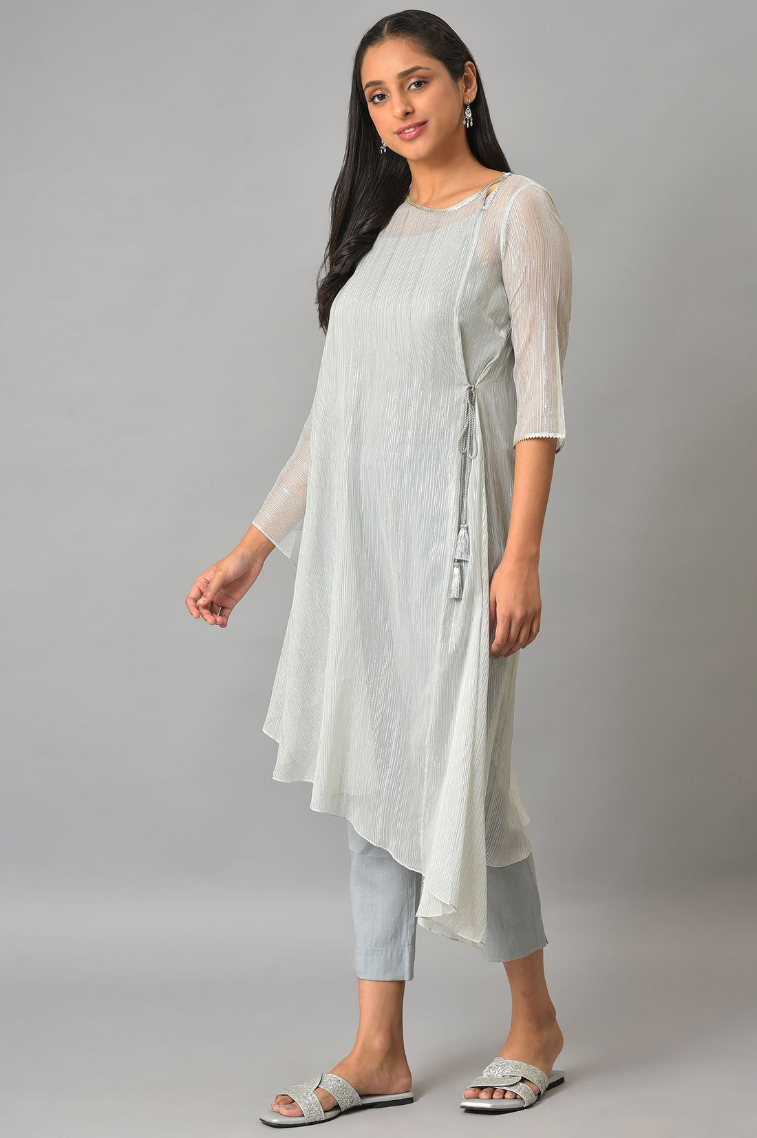 Blue Assymetric kurta With Inner And Trousers