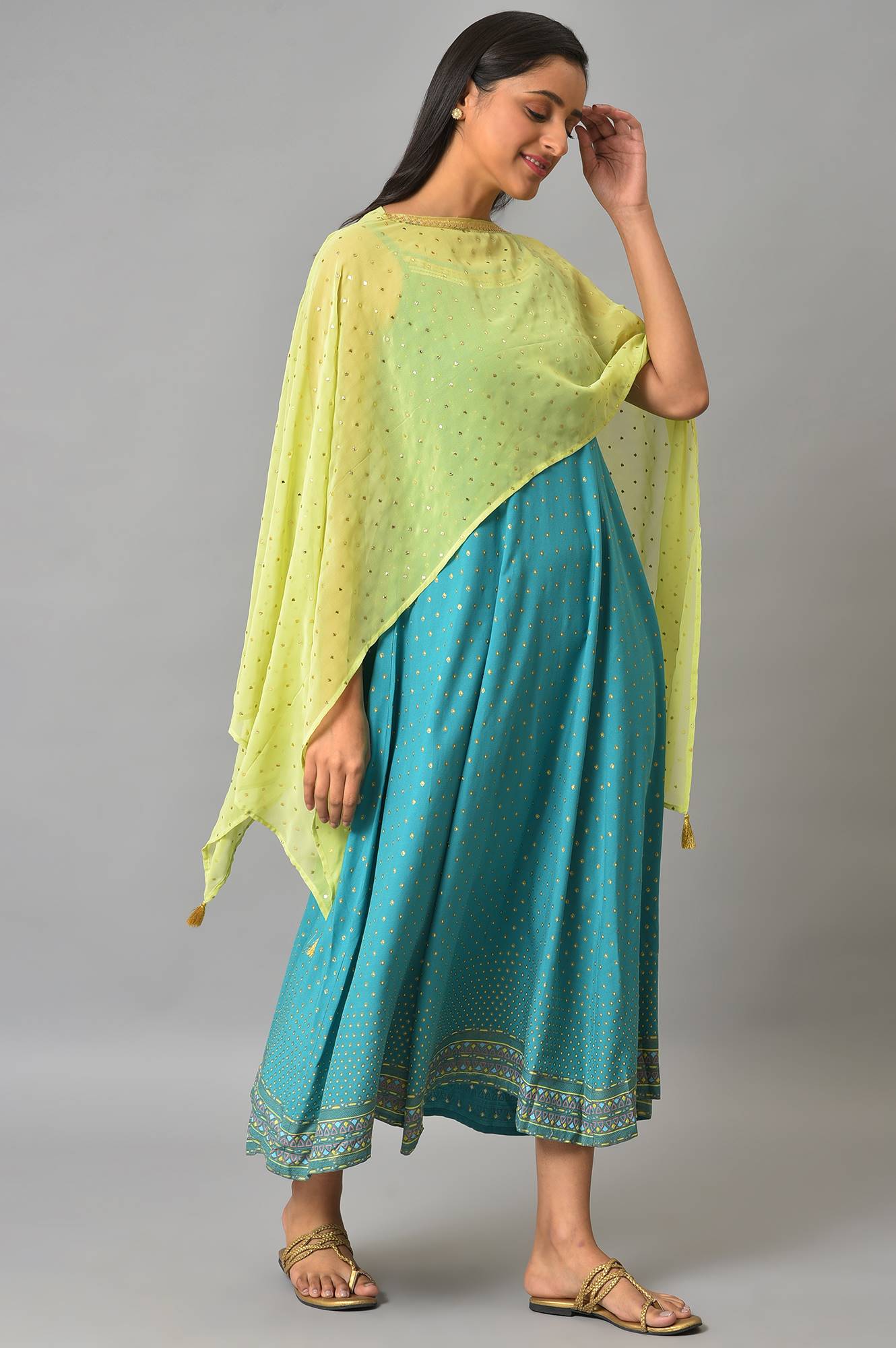 Green Kaftan Sleeves Cape And Sleeveless Dress