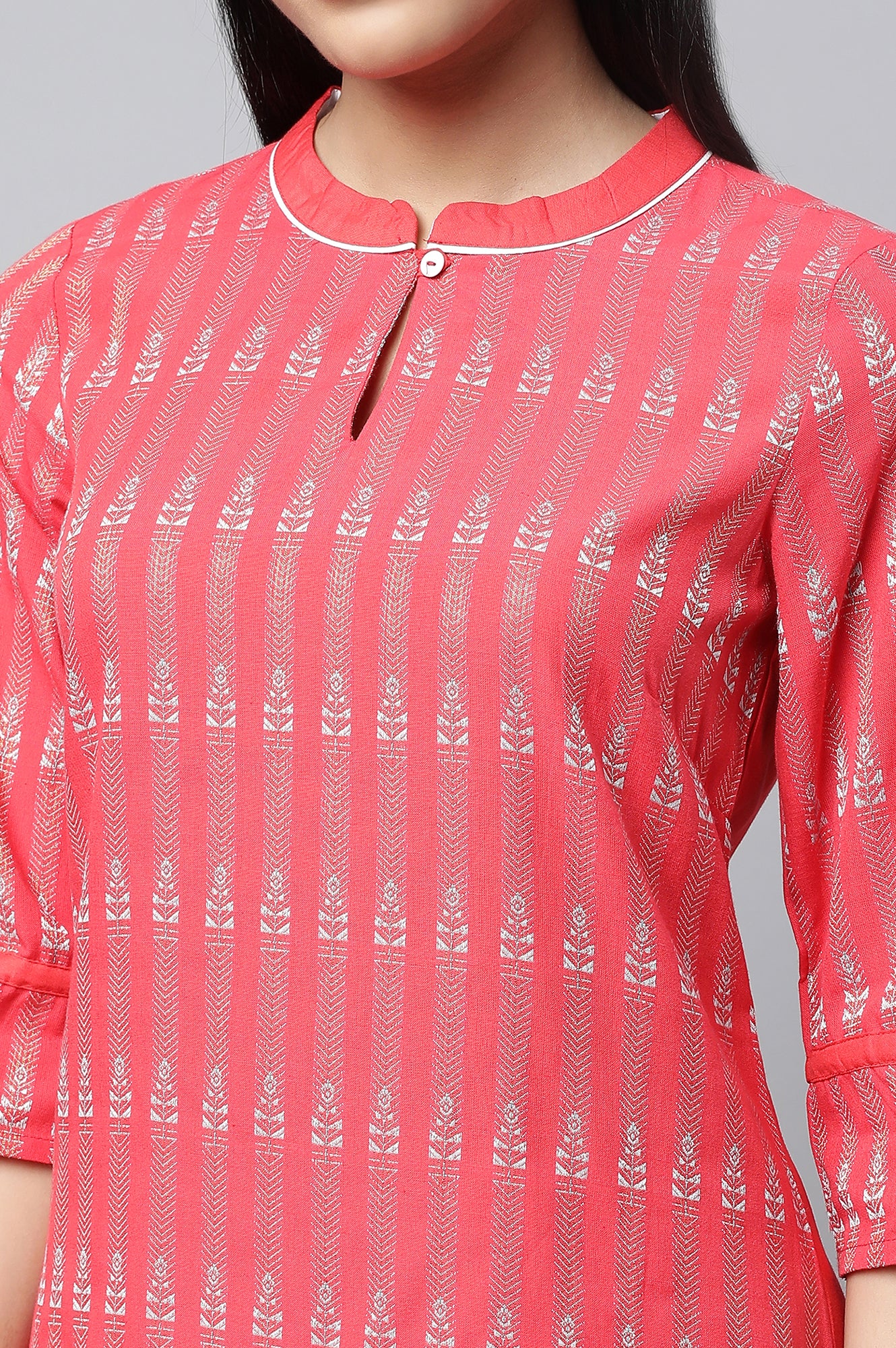 Pink Printed kurta with Trousers Set