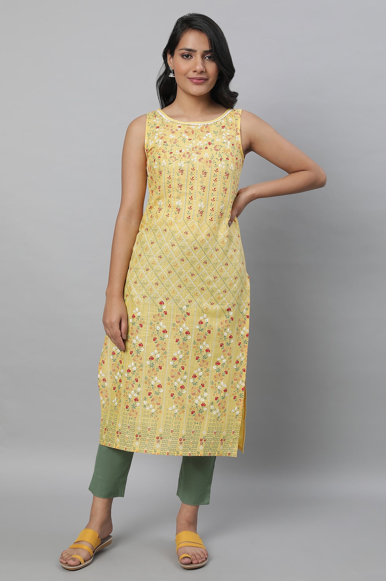 Yellow Sleeveless Printed kurta &amp; Pants Set