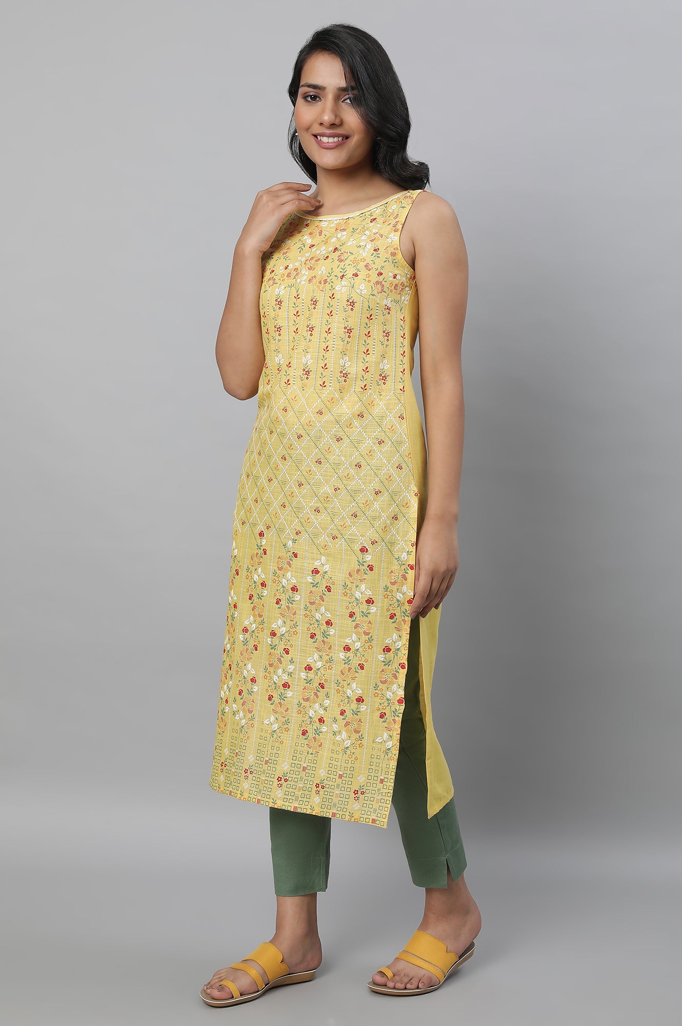 Yellow Sleeveless Printed kurta &amp; Pants Set