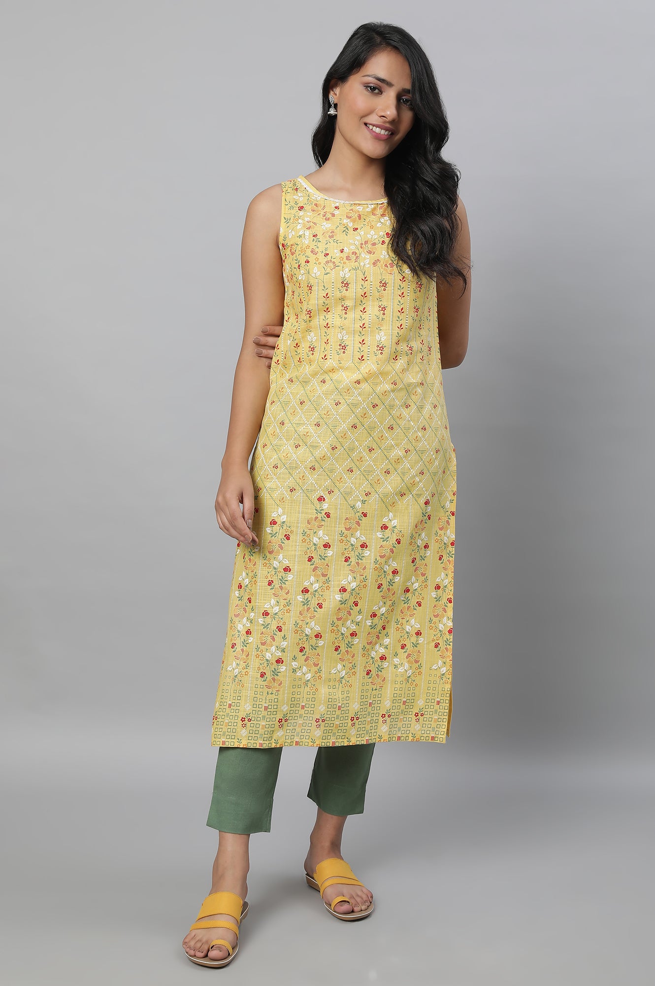 Yellow Sleeveless Printed kurta &amp; Pants Set