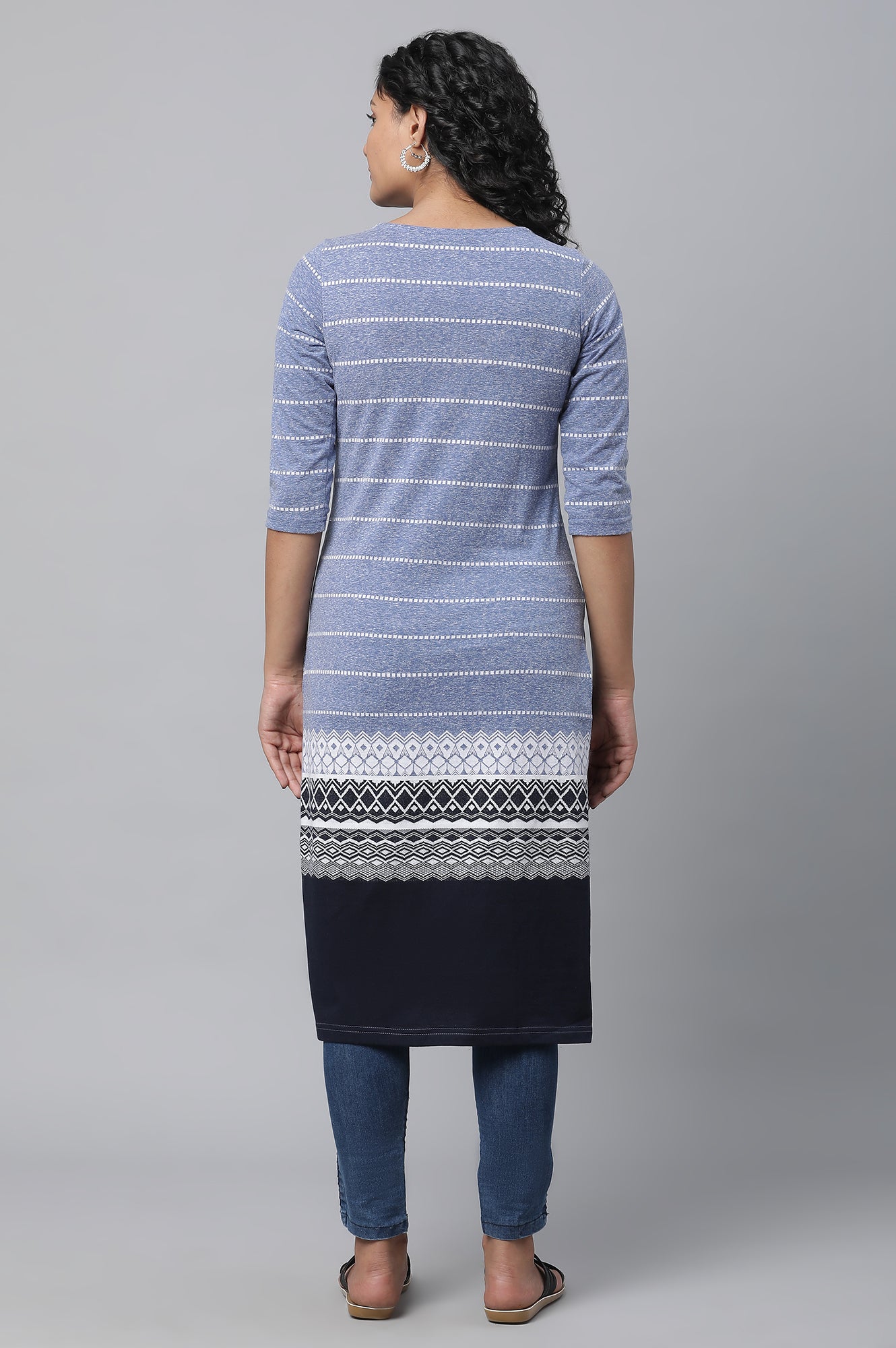 Blue Jacquard Knitted kurta &amp; Denim Jeggings Set