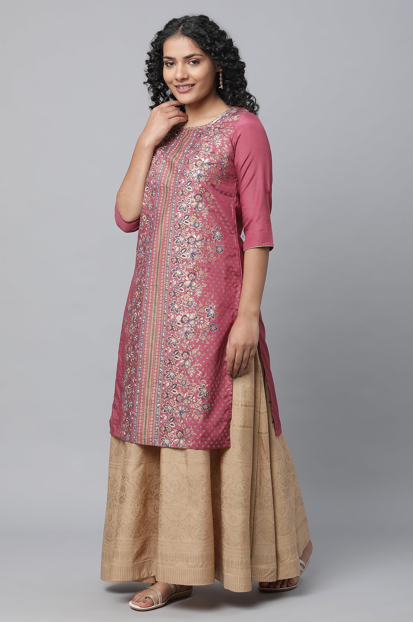 Pink Foil Printed kurta &amp; Skirt Set