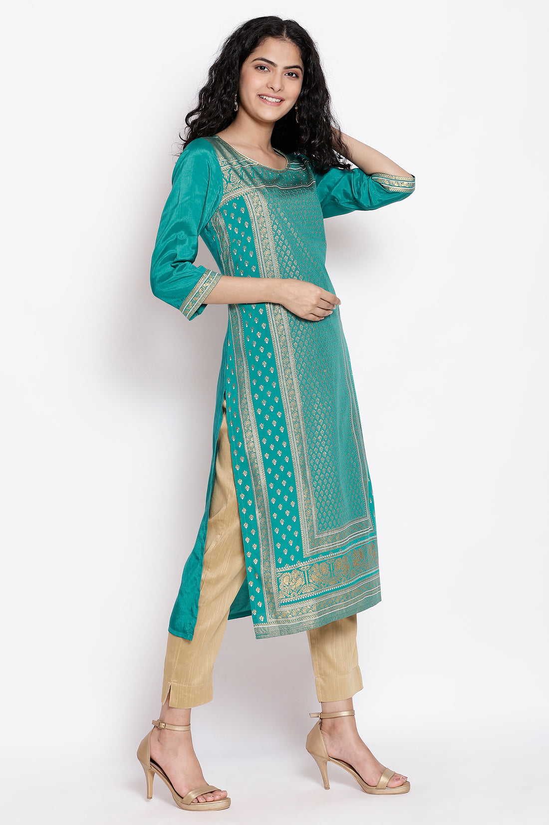 Green Floral Printed Kurta &amp; Trousers Set