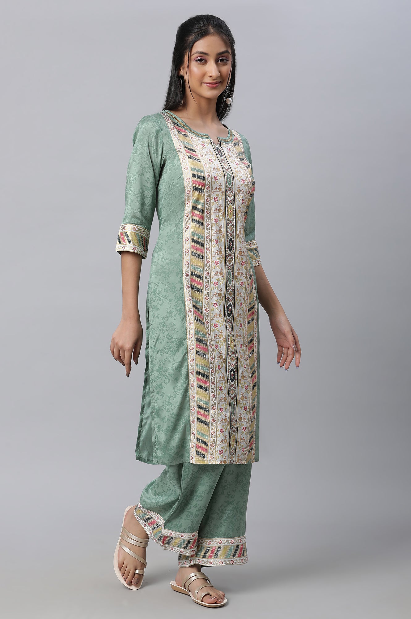 Green Printed kurta &amp; Straight Pants Set