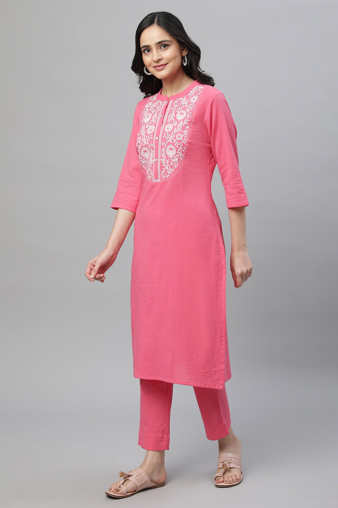 Pink Seer Sucker Embroidered Kurta Co-ord Set