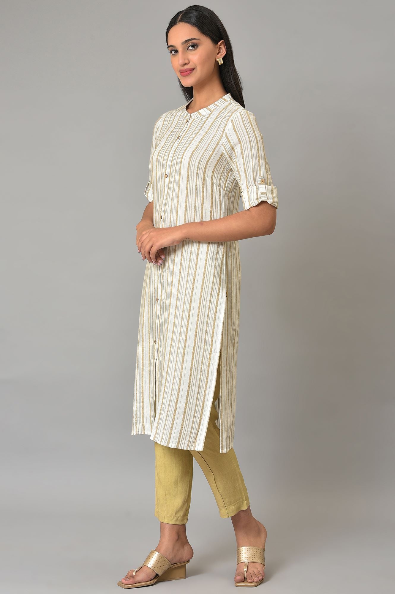 Beige Stripe Print kurta &amp; Trousers Set