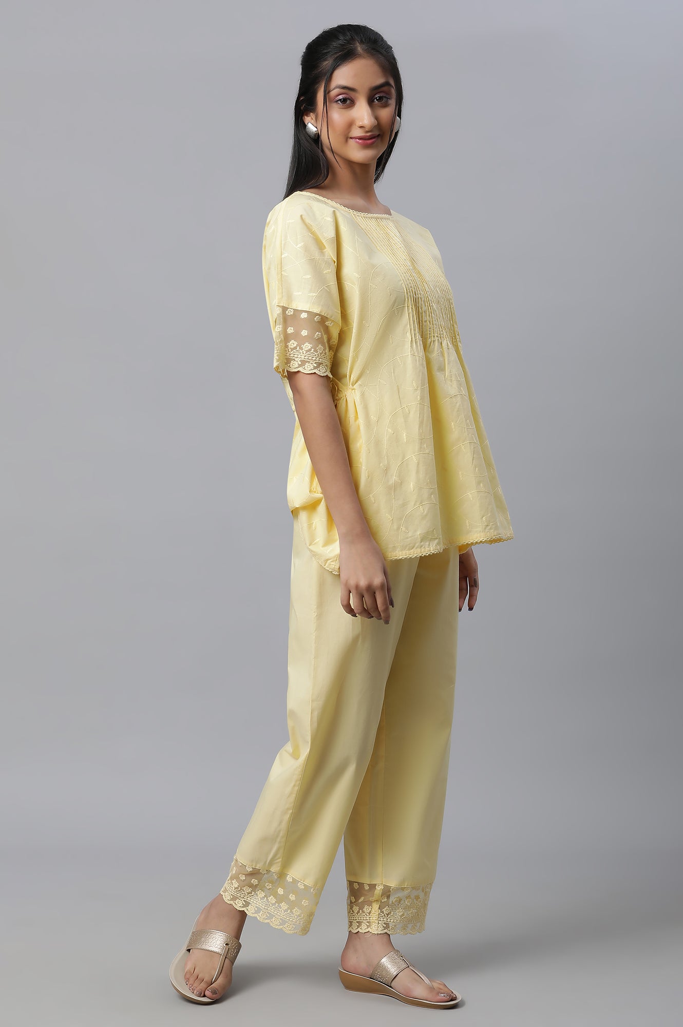 Yellow Floral kurta, Pants &amp; Dupatta