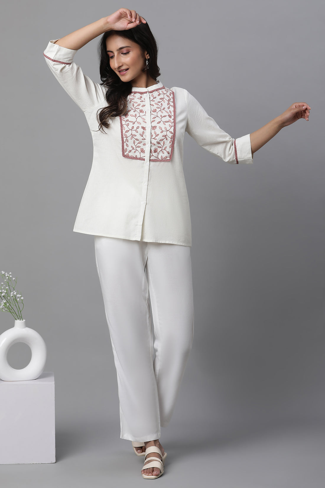 Green Solid Casual Kurti with Lace