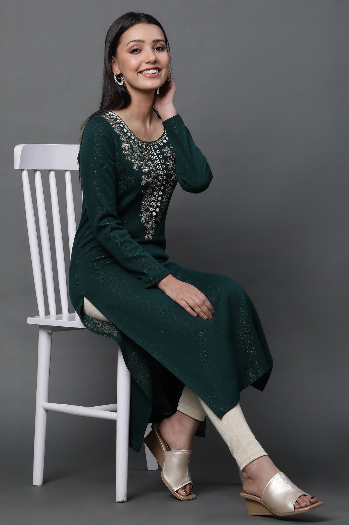 Green Zari Embroidered Ethnic Winter Kurta - XS