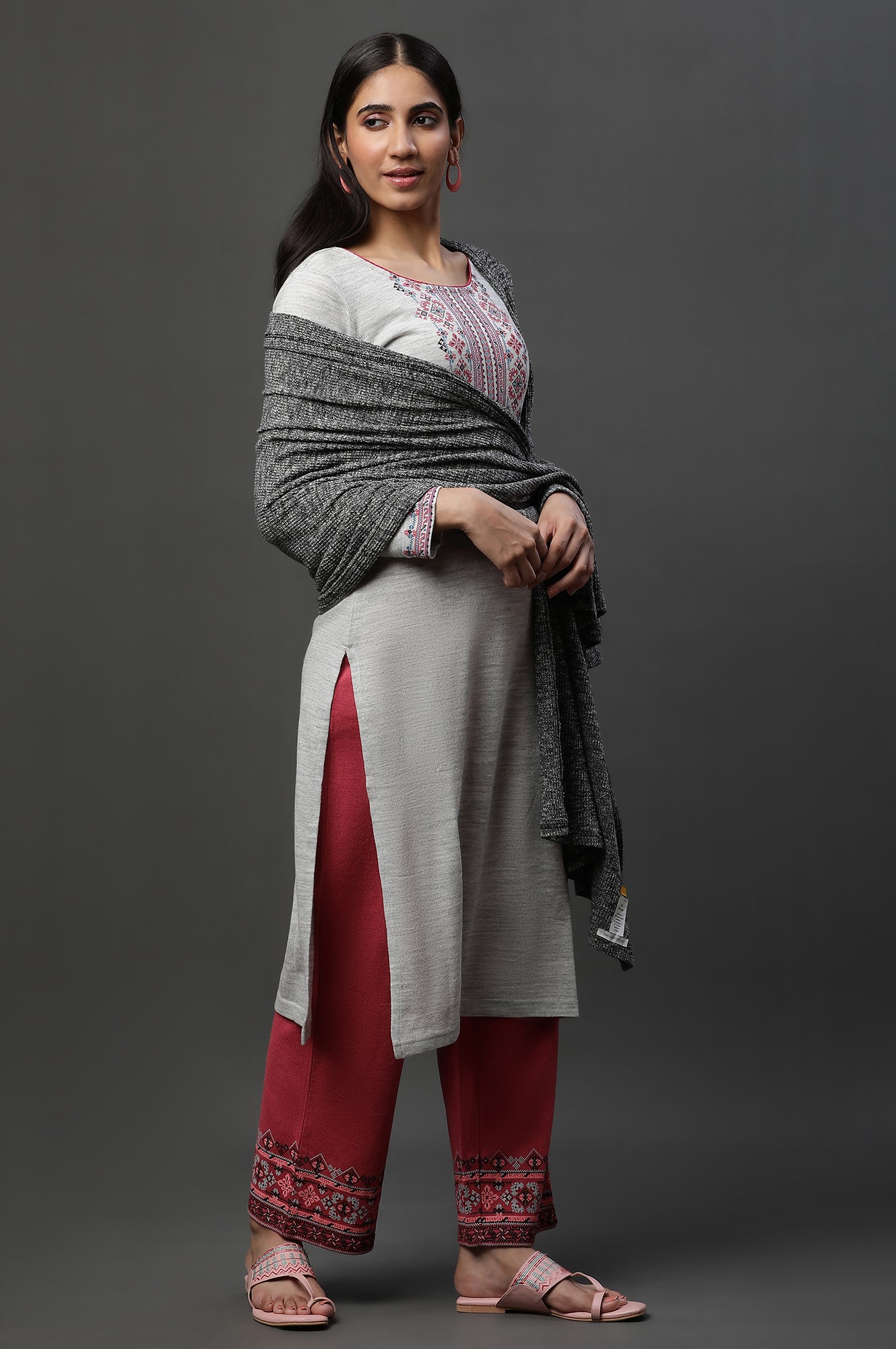 Dark Grey Winter Stole