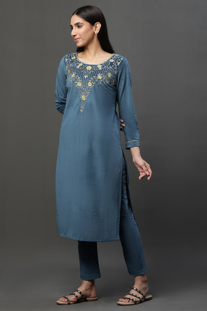 Blue Zari Embroidered Velvet Kurta and Pants Set