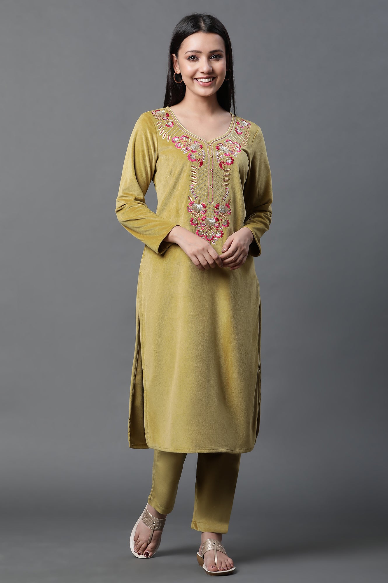 Green Heavy Embroidered Winter Kurta and Pants Set