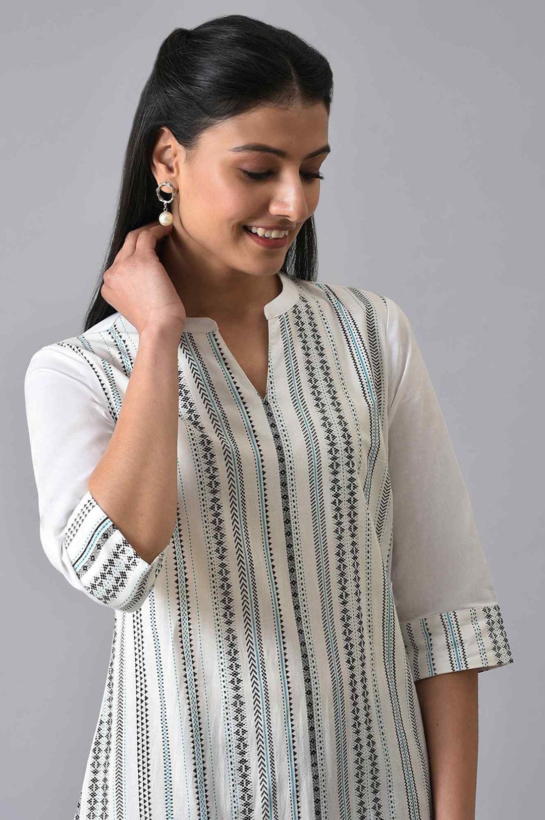 White Geometric Printed Summer kurta