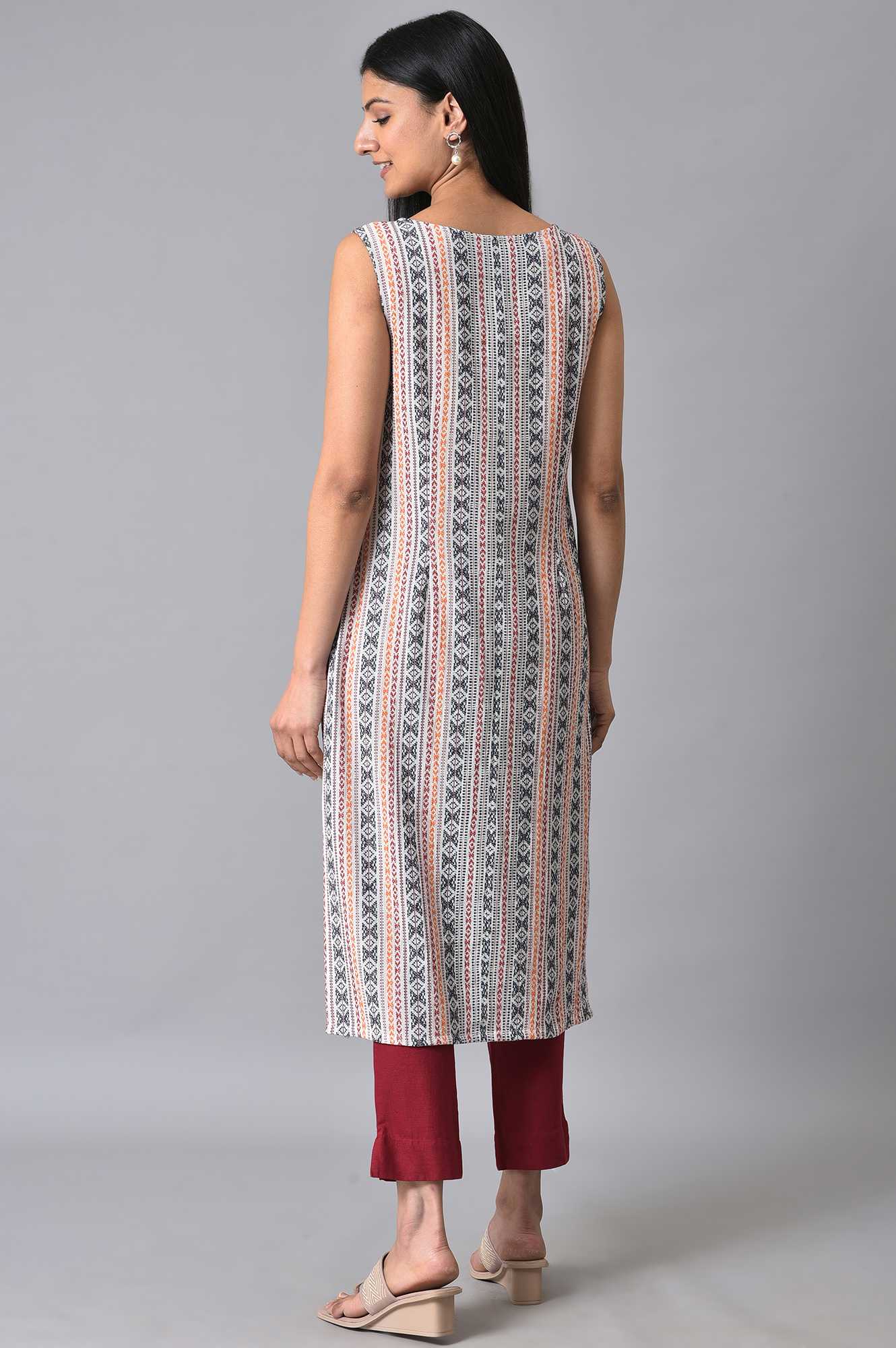 White Cotton Dobby Sleeveless kurta