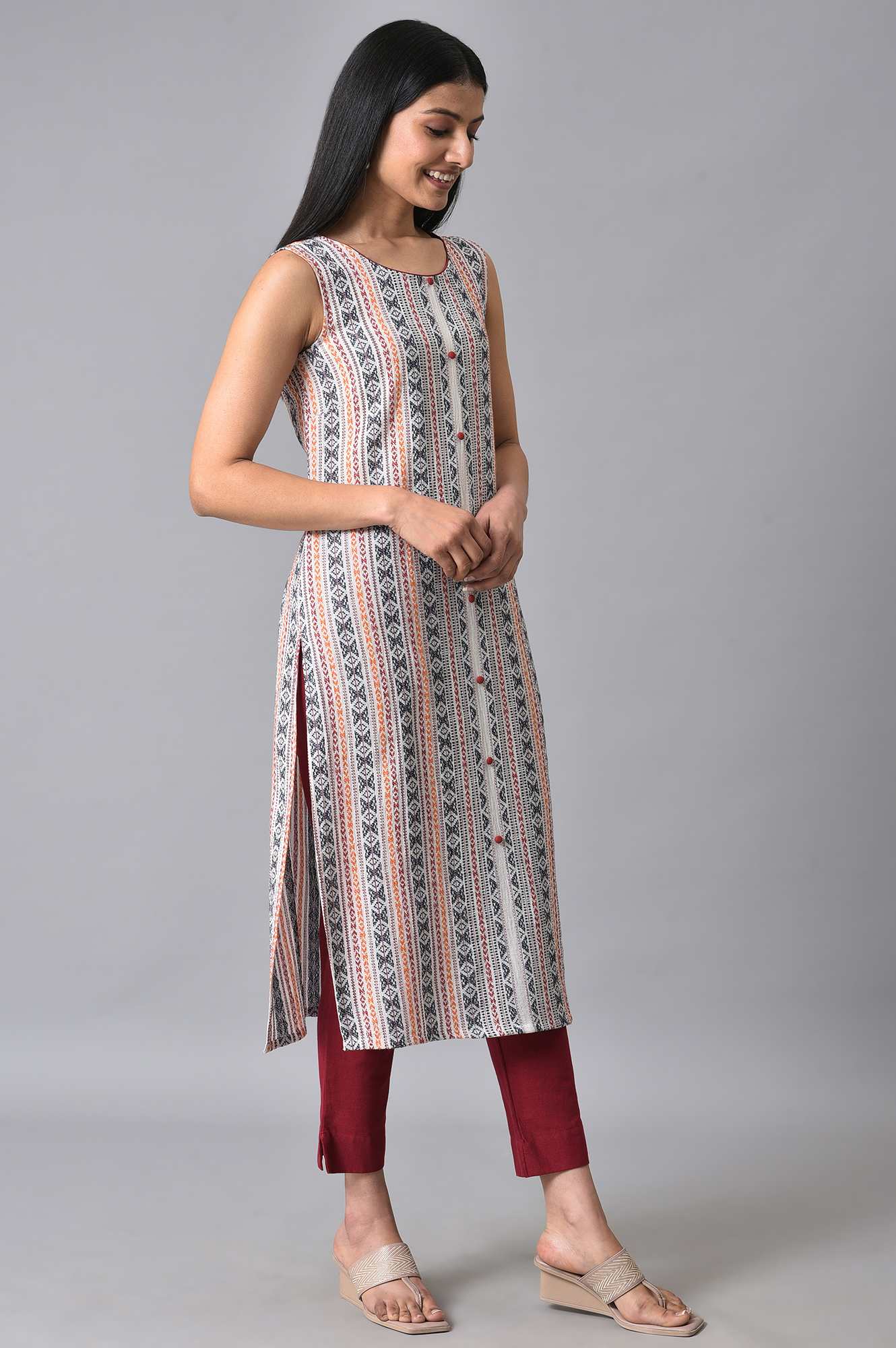 White Cotton Dobby Sleeveless kurta