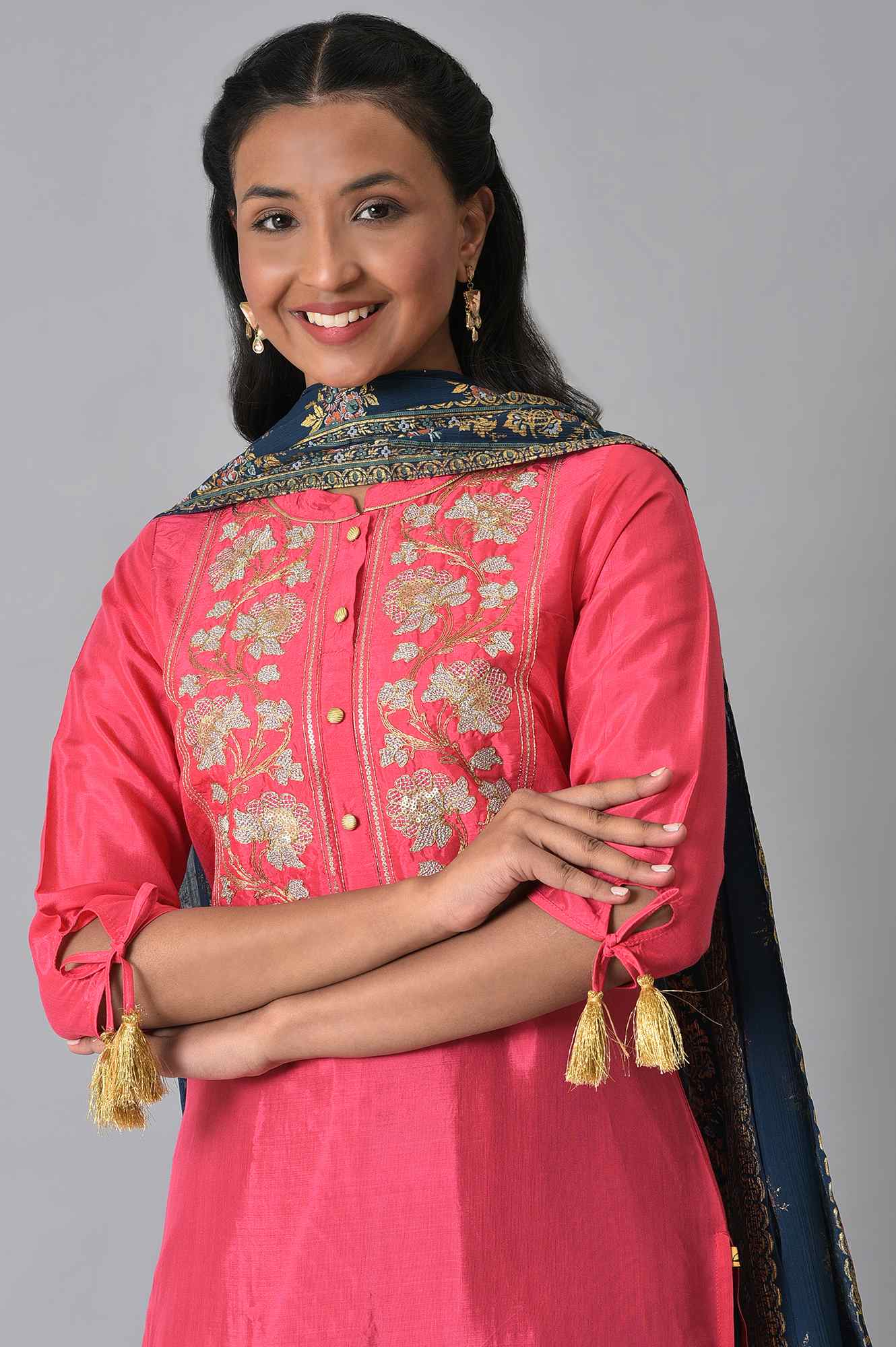 Pink Zari Embroidered Festive kurta Set