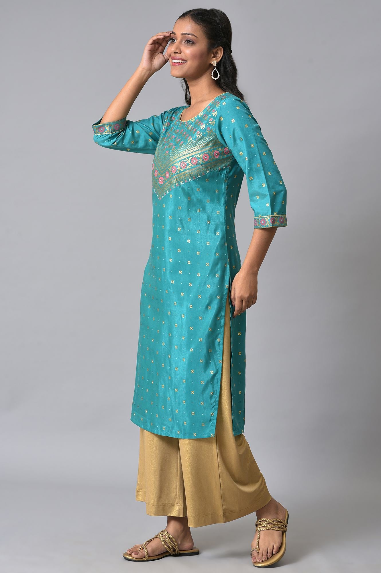 Green Floral Printed Round Neck kurta