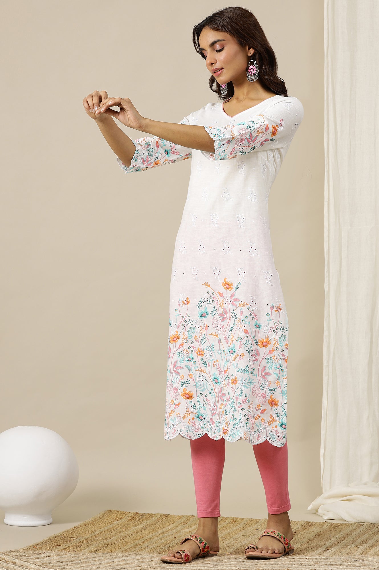 White Floral Printed Schiffli Embroidered Sweetheart Neck Straight Kurta