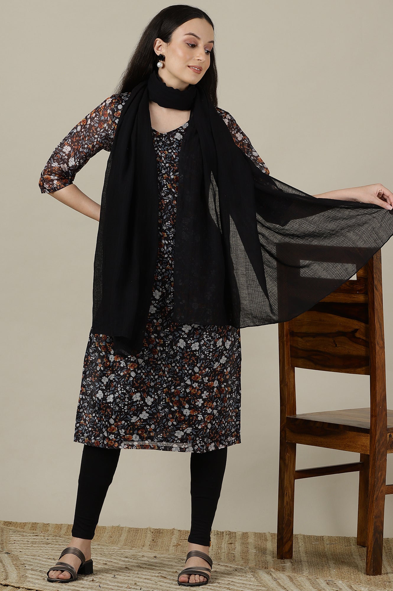 Black Floral Printed V-neck Straight Kota Kurta