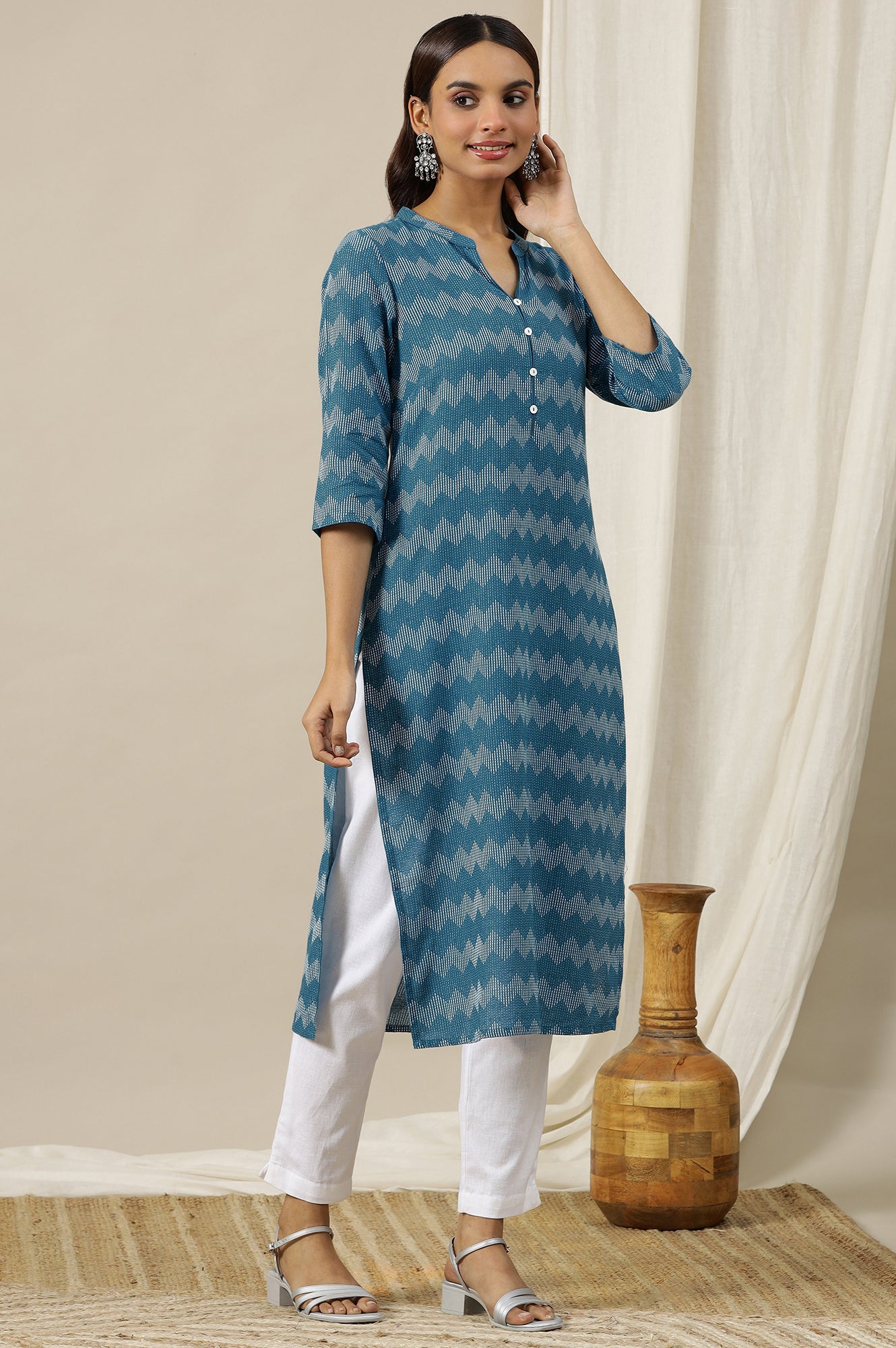 Blue Geometric Printed Mandarin Collar Cotton Blend Straight Dobby Kurta