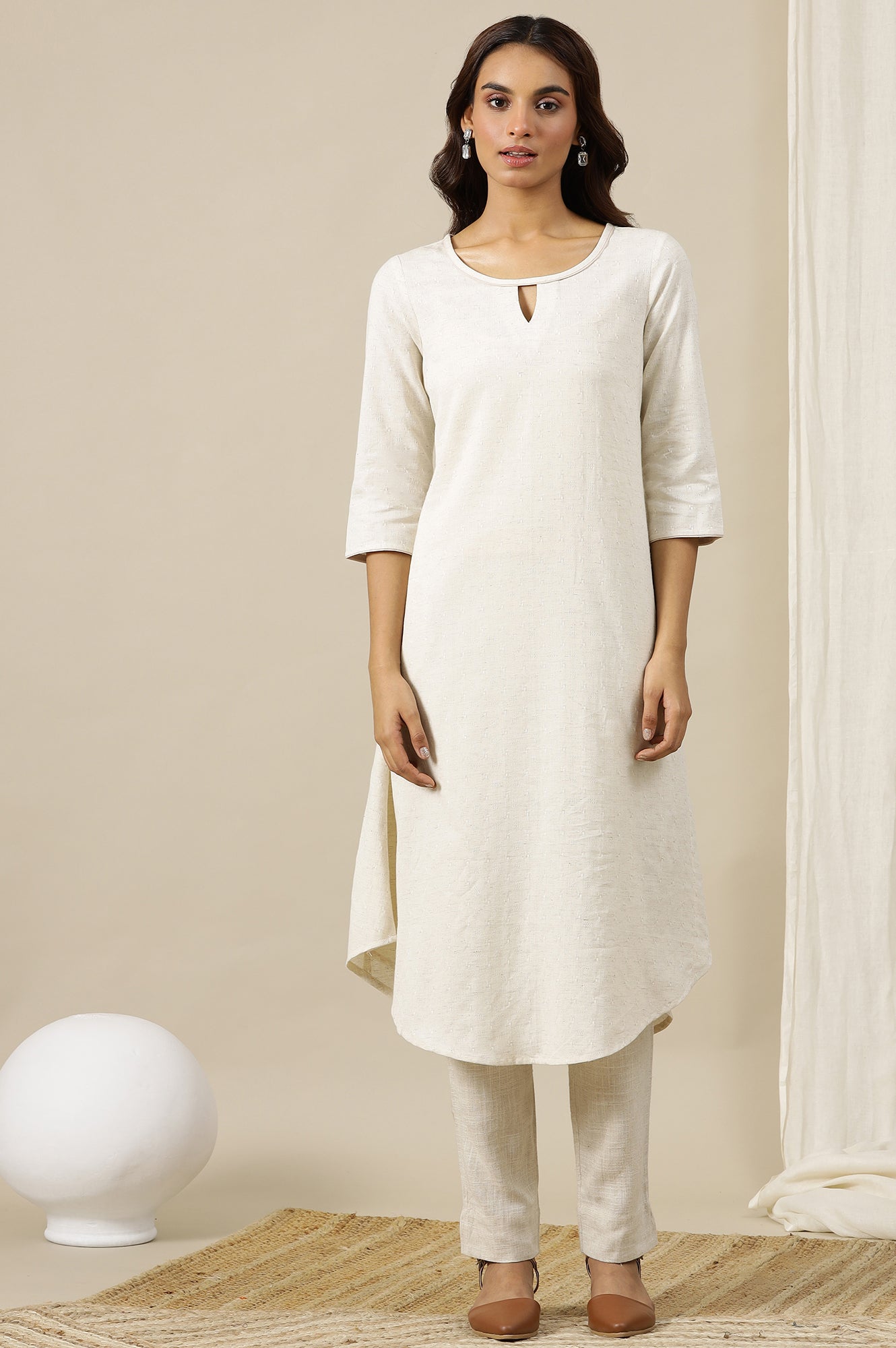 Off-White Yarn Dyed Asymmetrical Cotton Flax Kurta