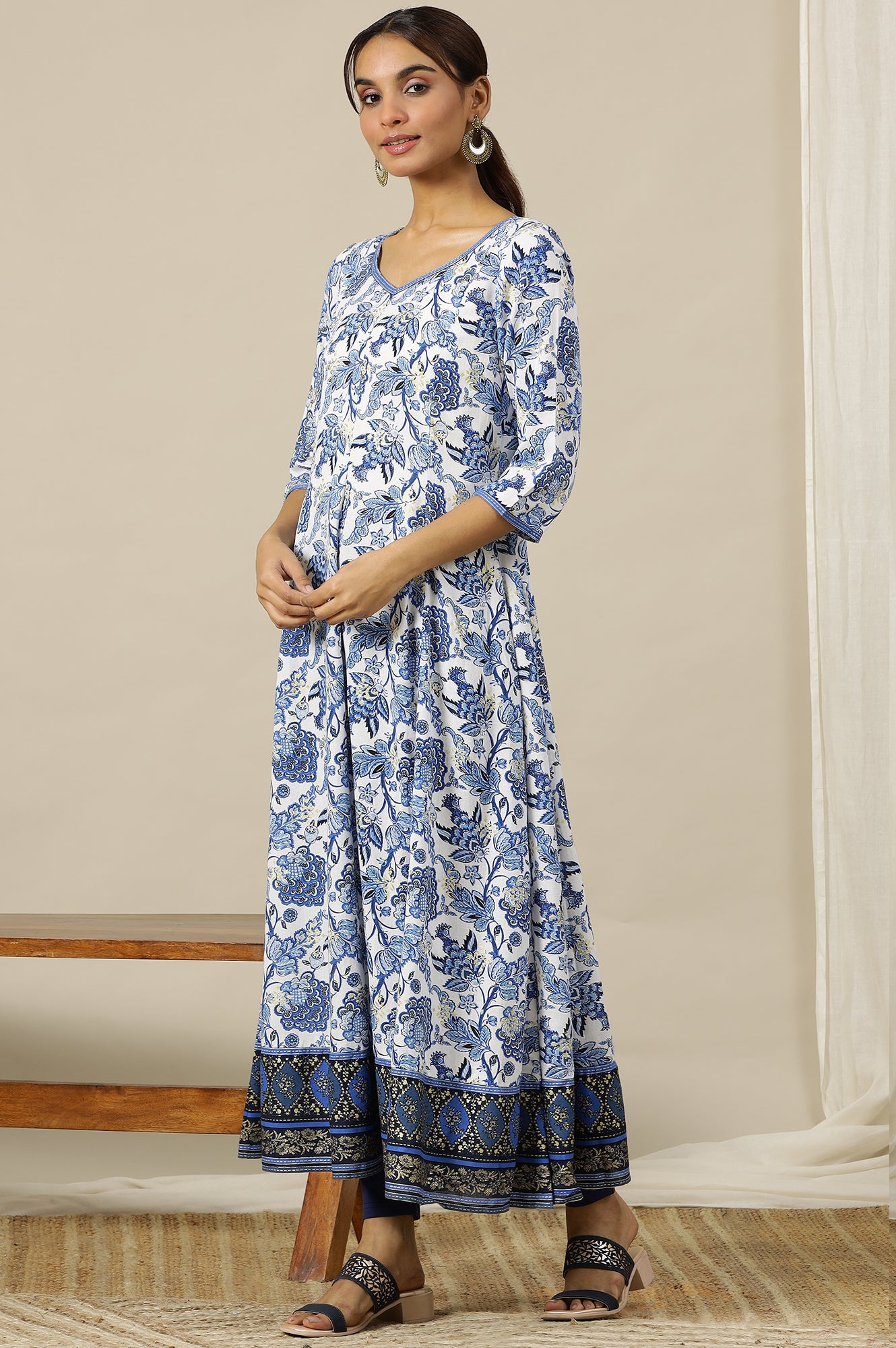 White Floral Printed Flared Kalidar Kurta  In Sweetheart Neck