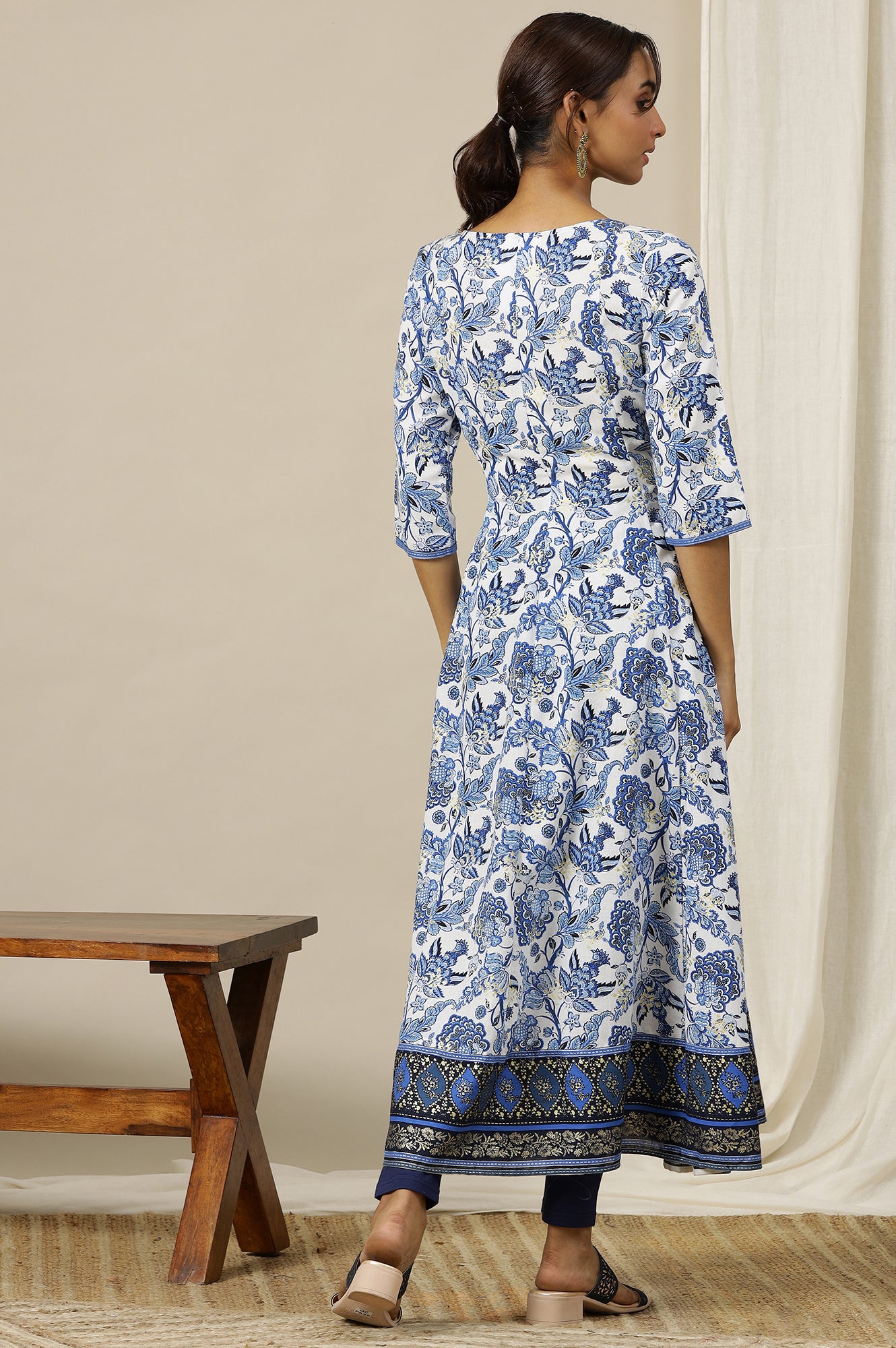 White Floral Printed Flared Kalidar Kurta  In Sweetheart Neck