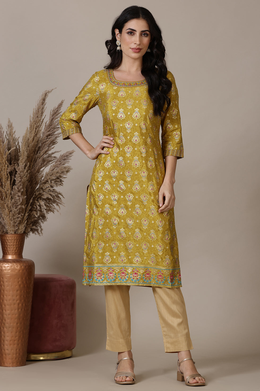 Green Printed Foil Print Zari Embroidered Straight Woven Kurta